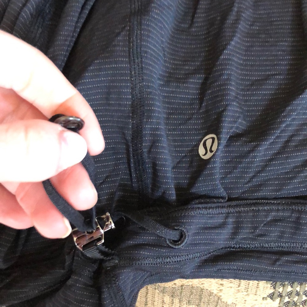 Lululemon Drawstring Work Out Top - image 4